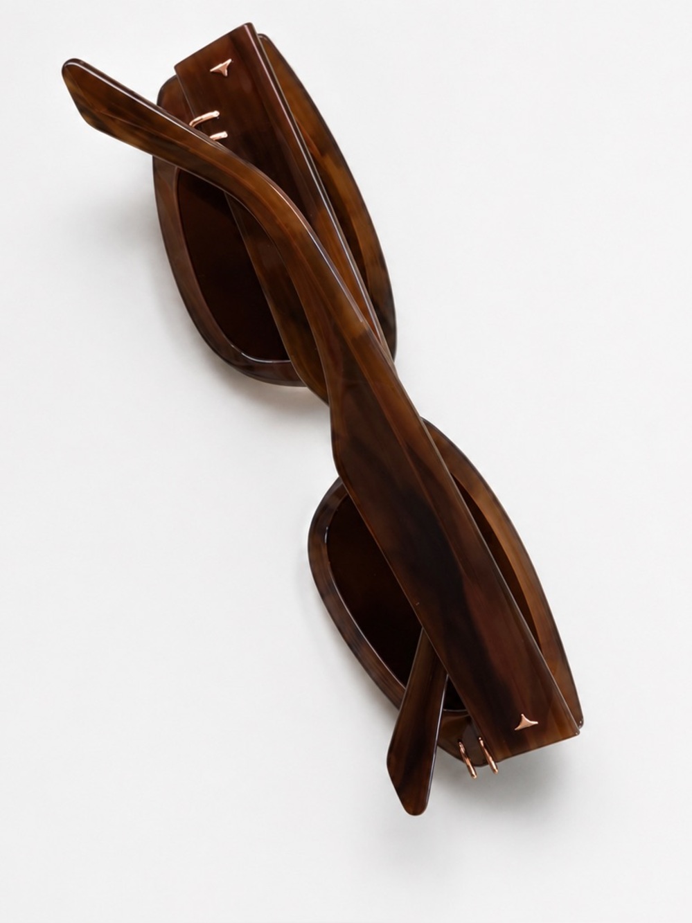 DEZI “CUFFED” Sunglasses in tortoise and gold | ring detailing | BRAND NEW - Picture 9 of 10